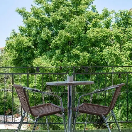 Helen's & 3* Skala (Kefalonia)