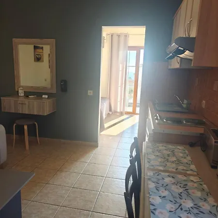 Helen's & 3* Skala (Kefalonia)