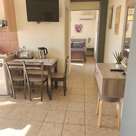 Helen's & Complex Skala (Kefalonia)